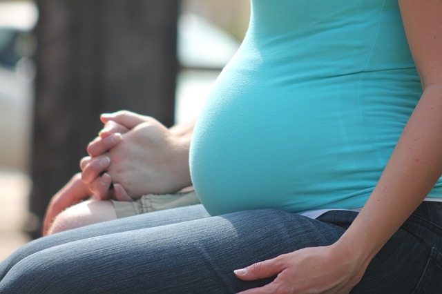 24 yıl önce dondurulmuş embriyodan doğum: Kız bebek Emma sağlıklı olarak doğdu